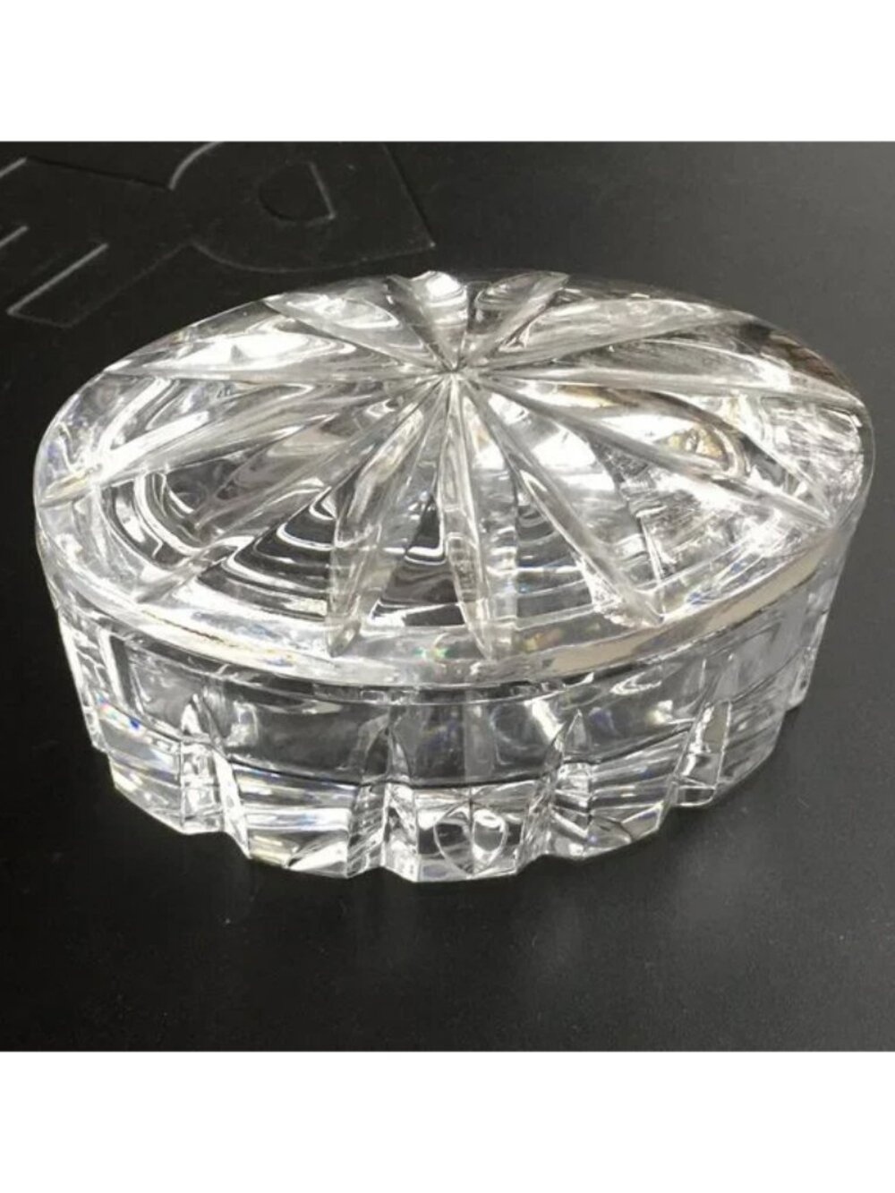 ⭕ 5/$17 - ROGASKA Crystal oval trinket lidded box